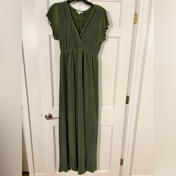 BalticBorn Athena Pleated Maxi Dress in Fern - Picture 1 of 10